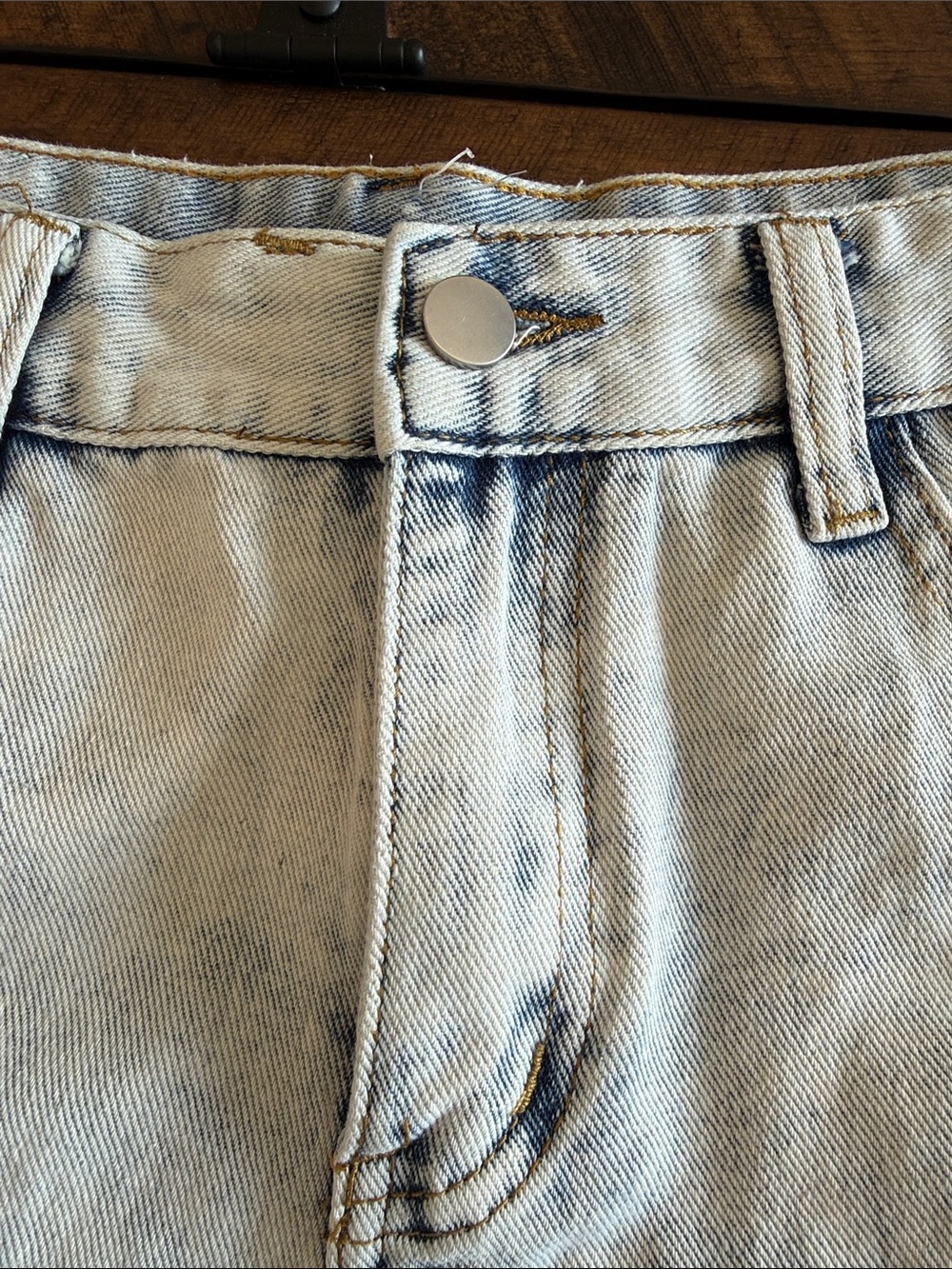sofia by sofia vergara Light Wash Distressed Denim Shorts - Picture 6 of 8